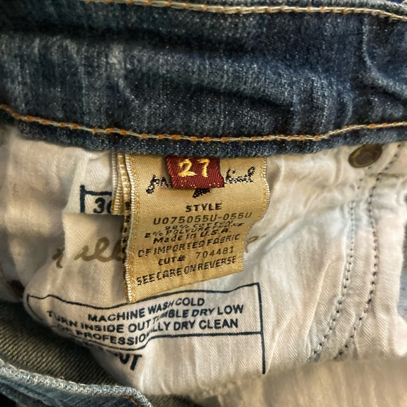 Like New! 7 For All Mankind Bootcut Jeans - Picture 7 of 8